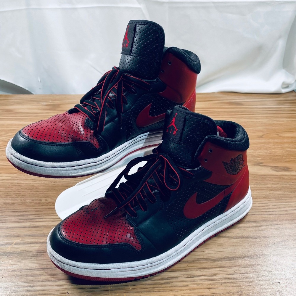 Jordan Men Basketball Shoes Perforated Leather Size 10‎ Alpha 1 Bred 392813-001